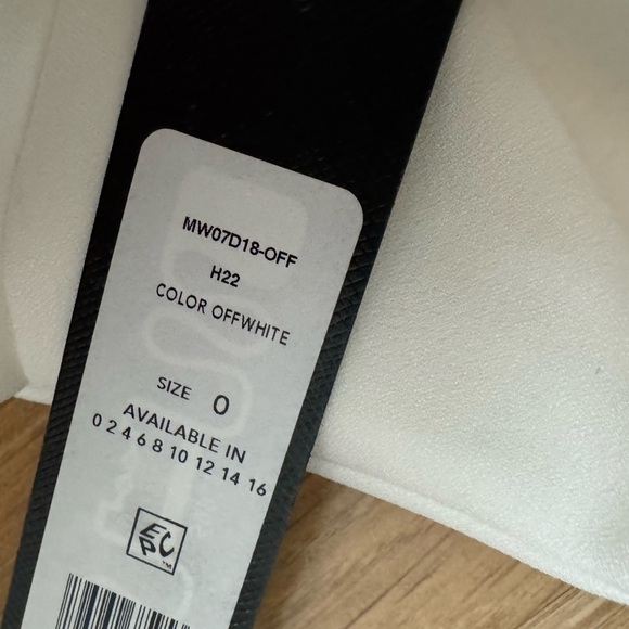 BCBGMAXAZRIA One Shoulder Ruffled Tulip Mini Dress Size 0 NWT $350 - Picture 7 of 8